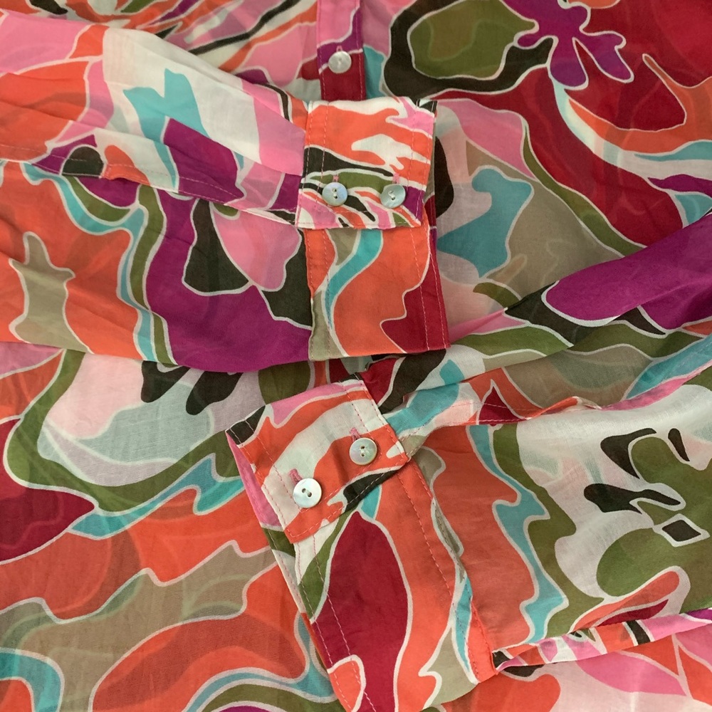 Sheer Tropical Floral Print V-Neck Popover Blouse | Tommy Bahama | Size Medium - Picture 7 of 10
